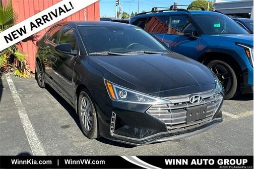 2020 Hyundai ELANTRA SE