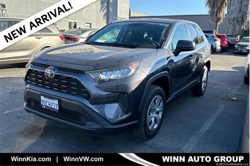 2022 Toyota RAV4 LE