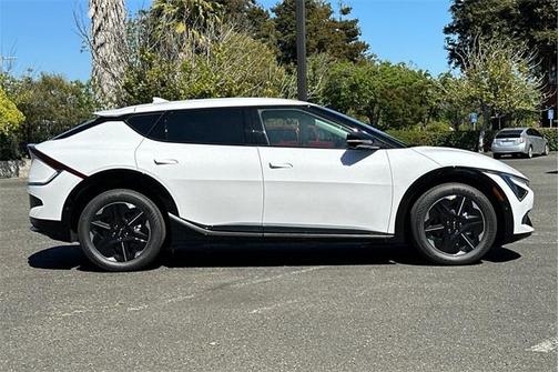 2025 Kia EV6 Wind
