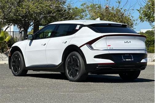 2025 Kia EV6 Wind