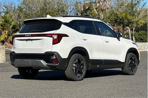 2025 Kia Seltos S