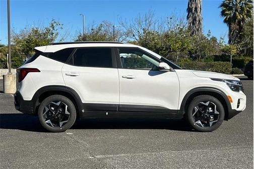 2025 Kia Seltos S