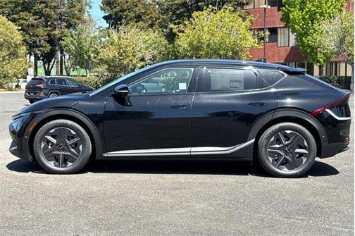 2025 Kia EV6 Light Long Range
