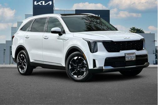 Glacial White Pearl 2026 Kia Sorento S