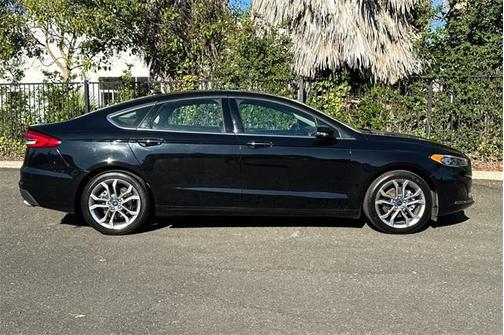 2020 Ford Fusion SEL