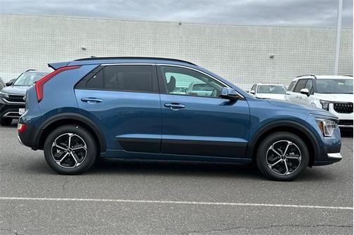 2025 Kia Niro EX
