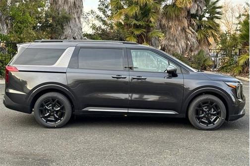 2025 Kia Carnival Hybrid SX