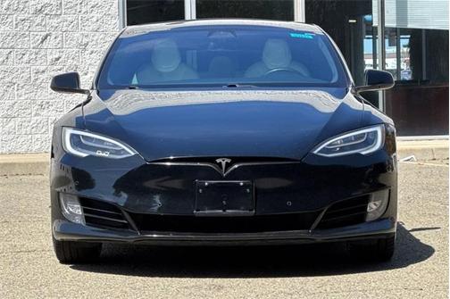 2021 Tesla Model S Long Range