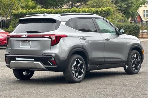 2025 Kia Seltos EX