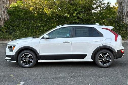2025 Kia Niro Plug-In Hybrid EX