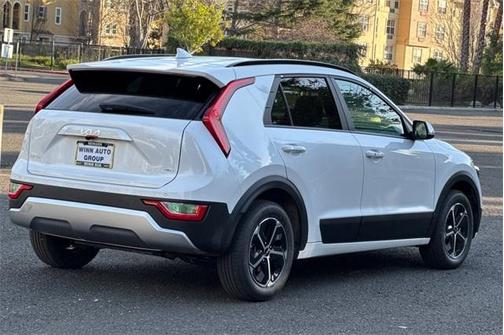 2025 Kia Niro Plug-In Hybrid EX
