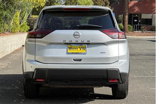 2024 Nissan Rogue S