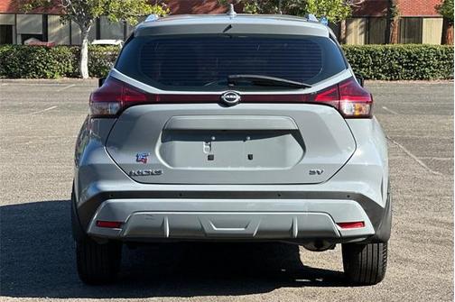2022 Nissan Kicks SV