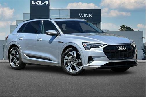 2022 Audi e-tron Premium