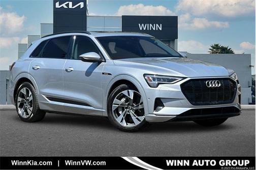 2022 Audi e-tron Premium