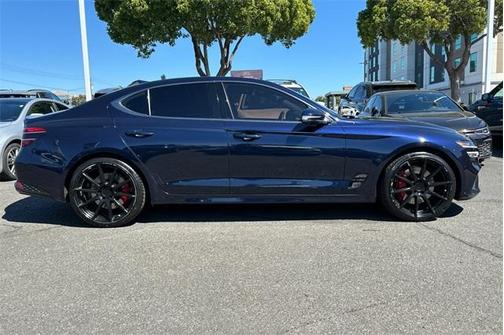 2023 Genesis G70 3.3T