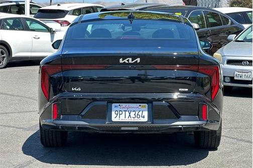 2025 Kia K4 GT-Line