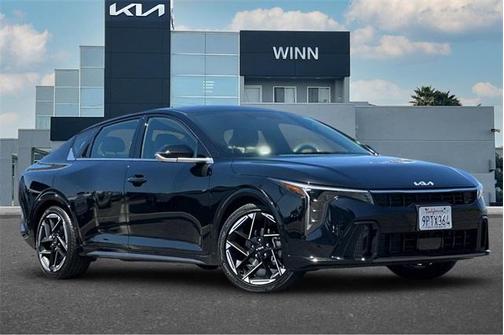 2025 Kia K4 GT-Line