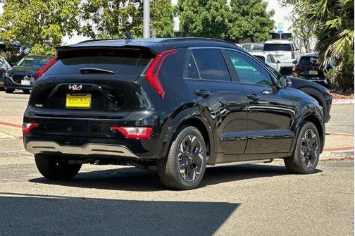 Aurora Black 2026 Kia Niro EV Wind