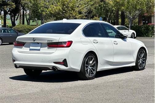 2020 BMW 330 i