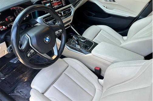 2020 BMW 330 i