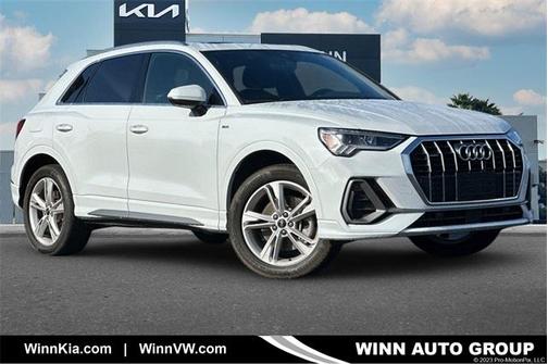 2023 Audi Q3 45 S line Premium