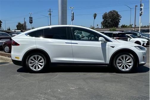 2019 Tesla Model X Long Range