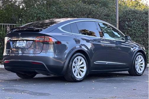 2016 Tesla Model X 75D