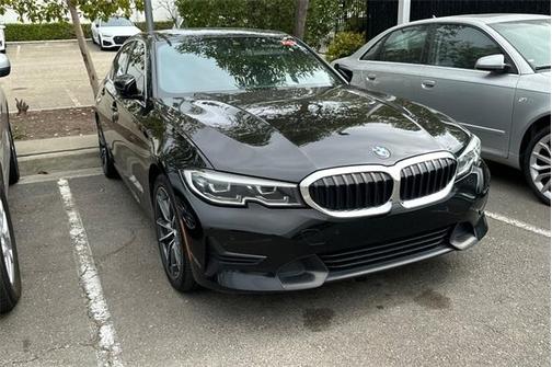 2021 BMW 330 i