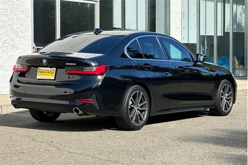 2021 BMW 330 i