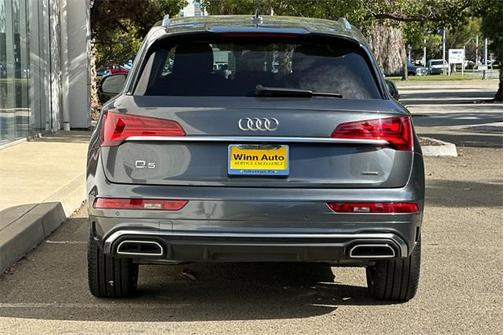 2022 Audi Q5 e 55 S line quattro Premium