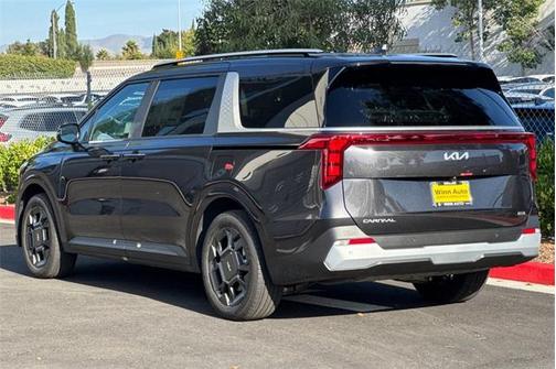 2026 Kia Carnival Hybrid EX