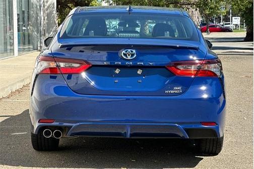2023 Toyota Camry Hybrid SE
