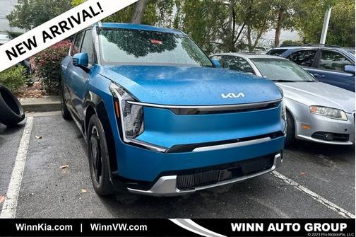 Ocean Blue 2024 Kia EV9 Land