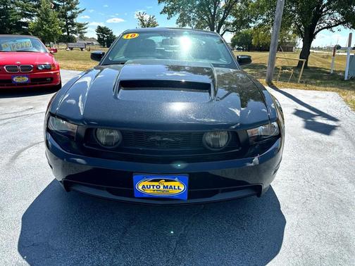 2010 Ford Mustang GT Premium