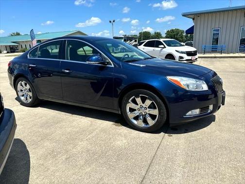 2012 Buick Regal Premium 1