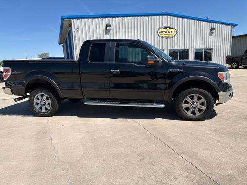 Black 2013 Ford F-150 XLT