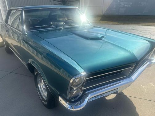1965 Pontiac GTO Coupe