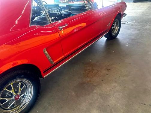 1965 Ford Mustang Base