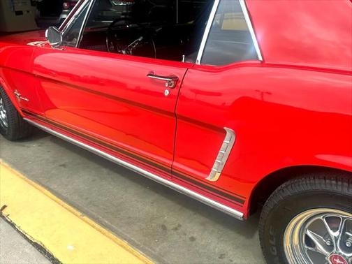 1965 Ford Mustang Base