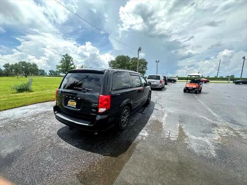 2015 Dodge Grand Caravan R/T