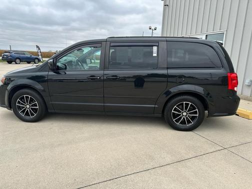 2015 Dodge Grand Caravan R/T