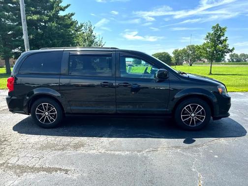 2015 Dodge Grand Caravan R/T
