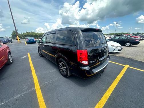 2015 Dodge Grand Caravan R/T