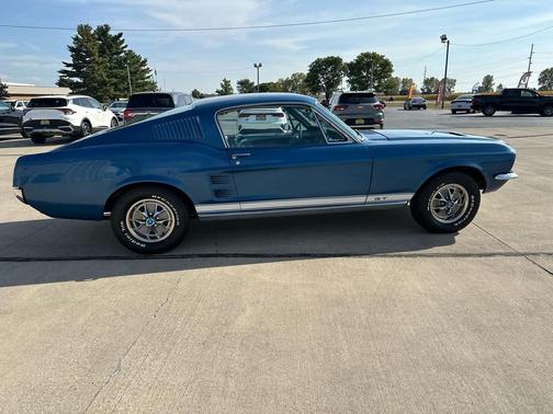 1967 Ford Mustang Base