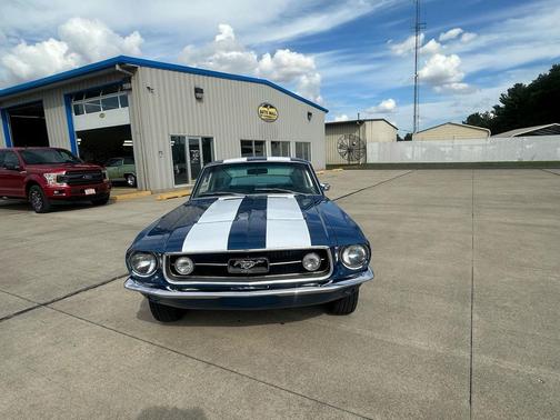 1967 Ford Mustang Base