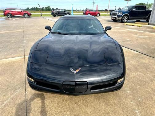 2003 Chevrolet Corvette Base