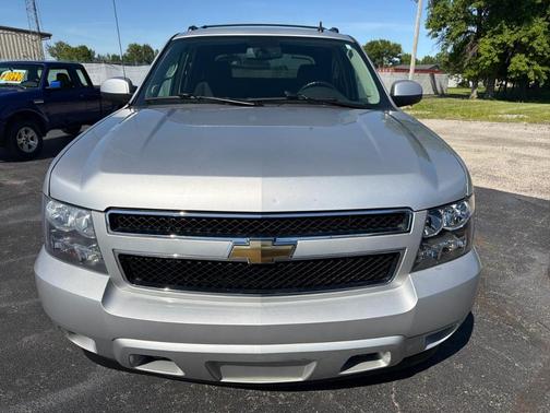 Silver 2011 Chevrolet Avalanche 1500 LS