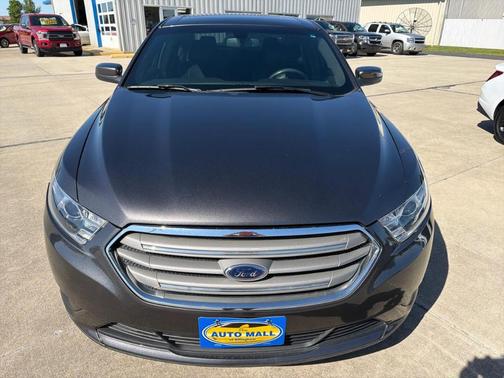 Gray 2018 Ford Taurus SEL