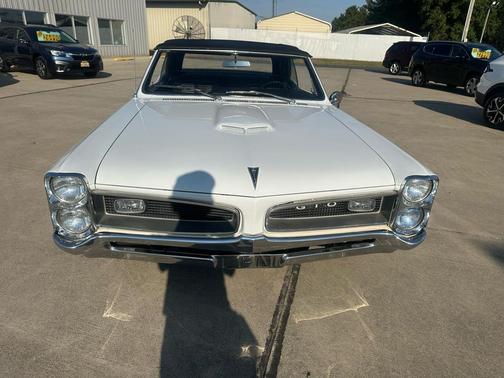 1966 Pontiac GTO 